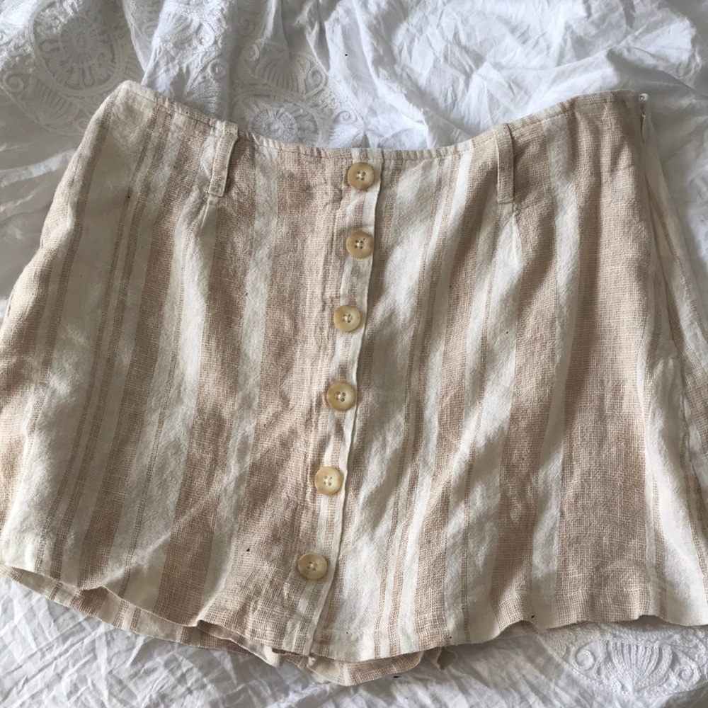 White and cream striped skort!